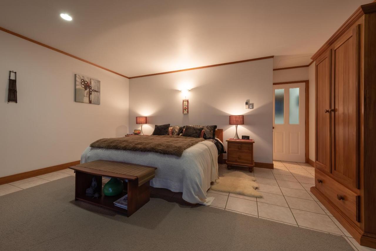 Puketotara Lodge Kerikeri Exteriör bild